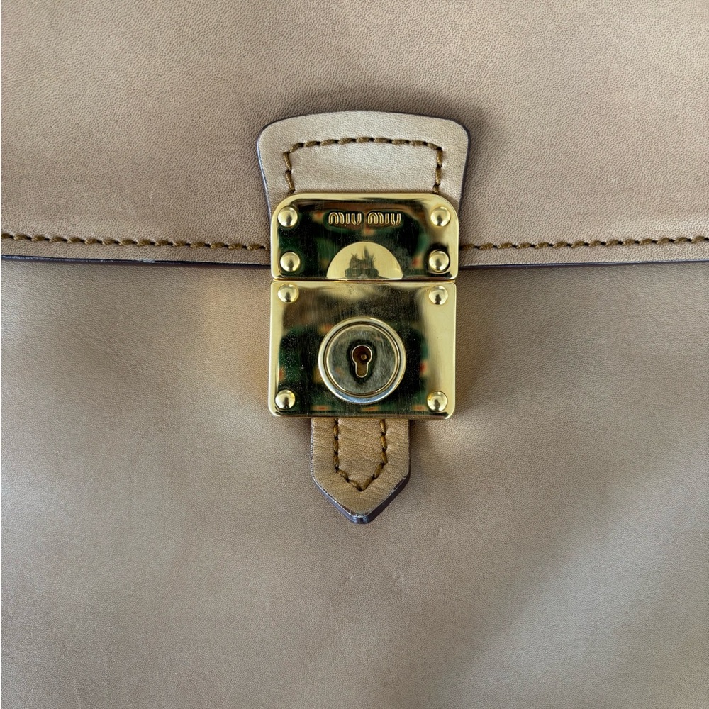 Miu Miu foldover crossbody vitello leather bag tan beige - Picture 12 of 16